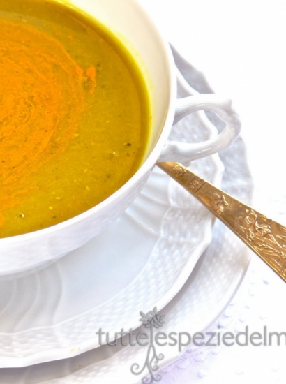 CREMA DI LENTICCHIE ROSSE ALLA CURCUMA
