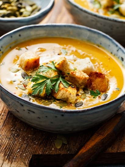 Vellutata di zucca e castagne al curry