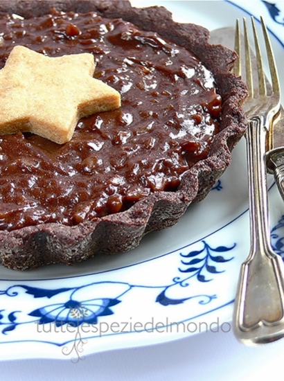 CROSTATA CON GANACHE DI CIOCCOLATO E FAVA TONKA