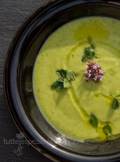 VELLUTATA DI ZUCCHINE AL PROFUMO DI CURRY